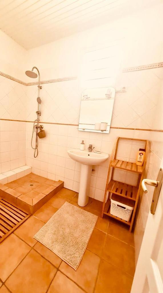Villa Avec Vue T2 A T5 Duo De La Baie Le Robert Eksteriør bilde